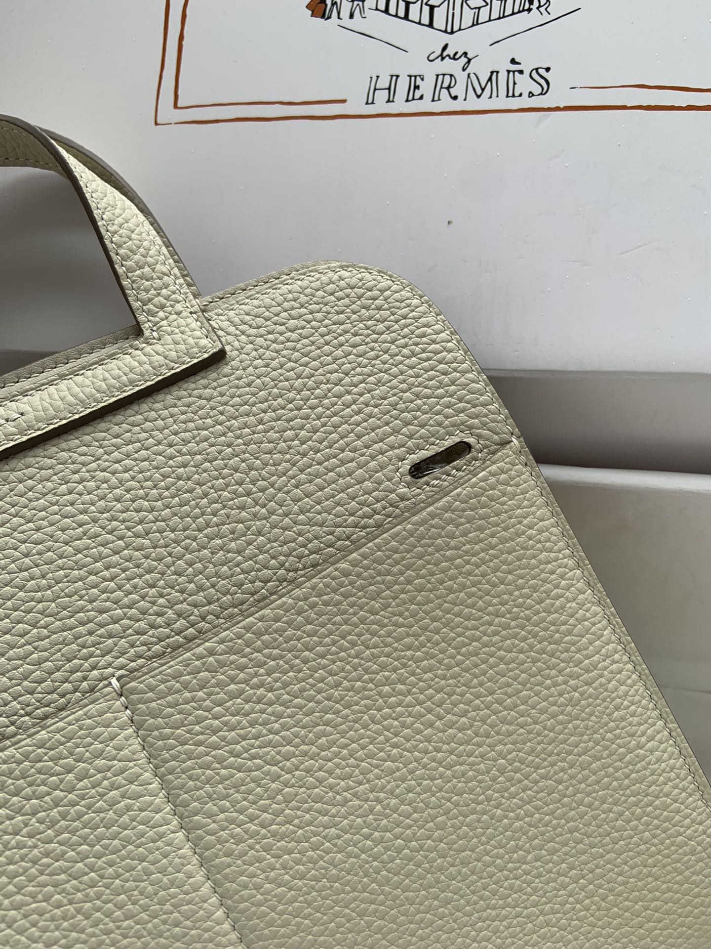 Hermes Halzan 25 Handbag Shoulder Bag In Pearl Grey Clemence Leather